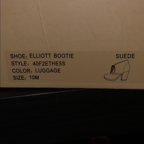 Michael Kors Elliot Bootie - Picture 2 of 3